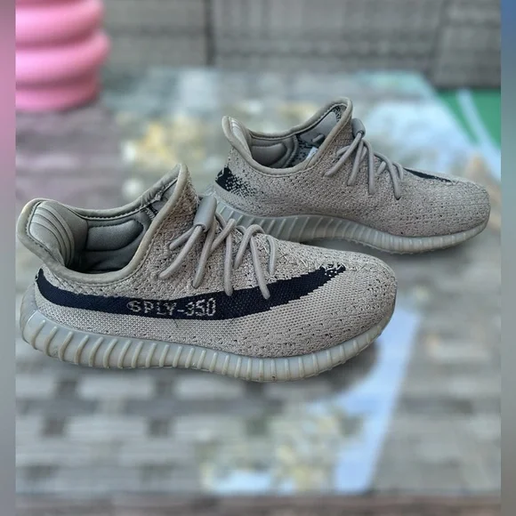 YEEZY Boost 350 V2 “Slate” Adidas – Size 3Y Youth (Authenticated) - Picture 6 of 8